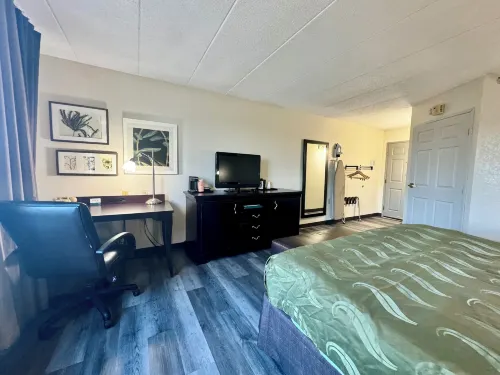 Quality Inn & Suites فنادق في Alexandria