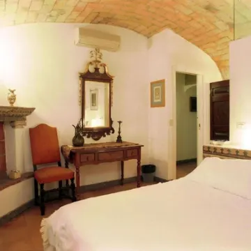 Villino Corbelli B&B Hotels near Jonio Metro Station