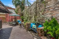 Royal Barracks Guest House Hotel a 