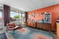 The Retro Hotel Formerly Known As the Welcome Inn