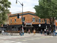 Dupont Circle Embassy Inn by Found Hotels in der Nähe von Downtown