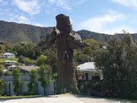 Top of the Town Hotele w: Picton