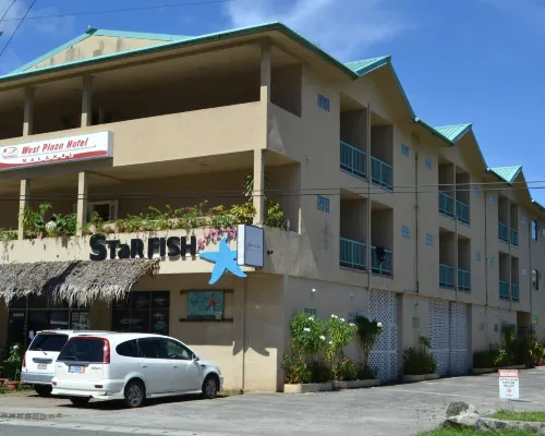 West Plaza Malakal Hotel a Koror