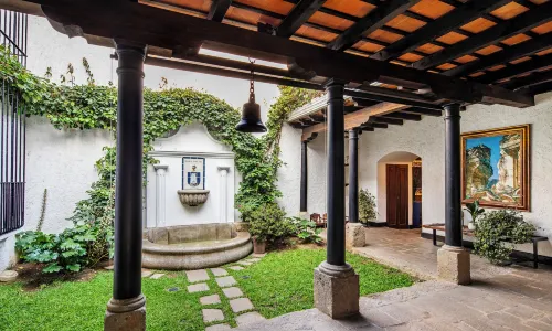 Las Cruces Boutique Hotel