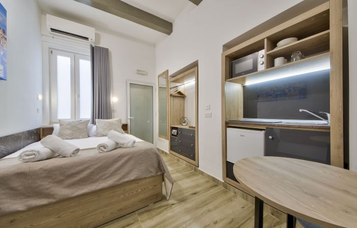 Tritoni Mini Studios - Valletta