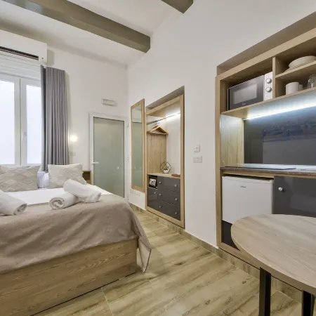 Tritoni Mini Studios - Valletta