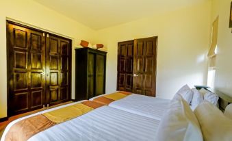 Bali Style 2 Bedroom Villa with Pool - B99