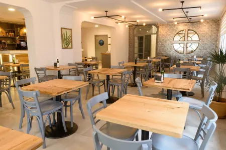 호스탈 라 이슬라 마온