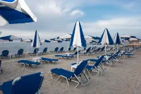 Mikes Beach Lux - Beach