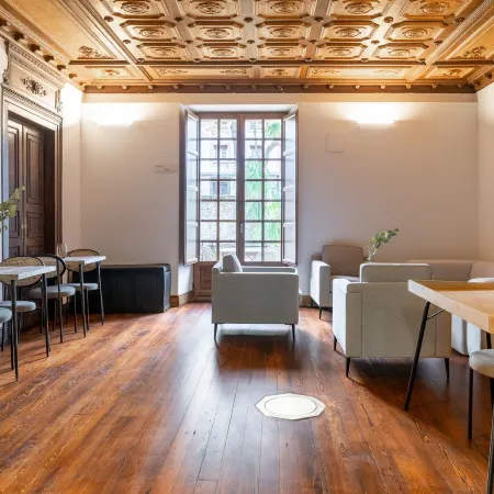 Limehome Vitoria Palacio de Los Álava-Velasco