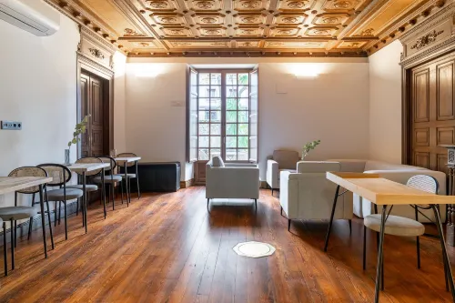 Limehome Vitoria Palacio de Los Álava-Velasco - homestay