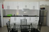 New Door Apartments: Hotels in Vuda