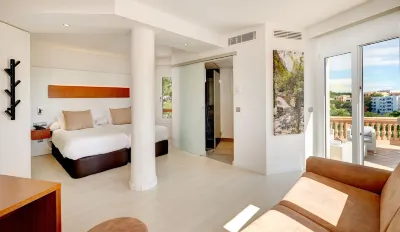 Apartamentos Azul Playa Hotels in Cala Ferrera