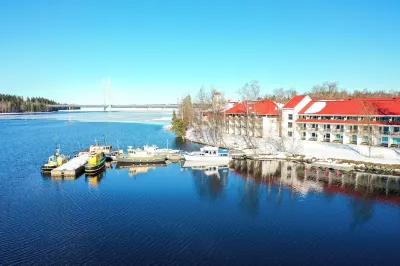 Hotel Kumpeli Spa Hotels near Pirunkirkko Trail