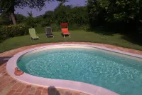 Casa il Girasole Con Piscina Nelle Marche - Villas