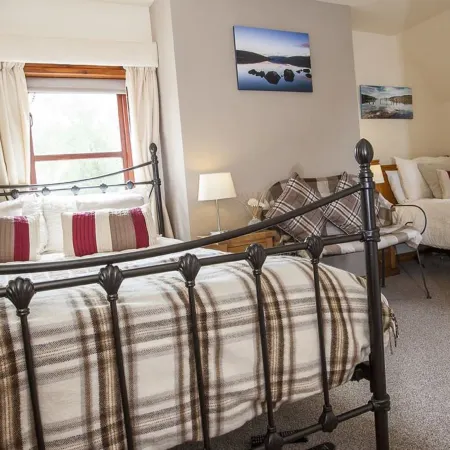 Kettle House B&B Отели рядом с достопримечательностью «The Clansman Centre»