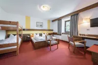 Hotel Wiedenhofer Hotels in Chienes