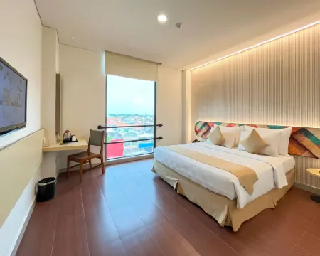 Hotel 88 Embong Malang Tunjungan by WH Hotels in Genteng