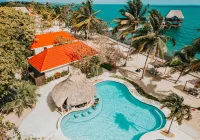Almond Beach Resort at Jaguar Reef - parking