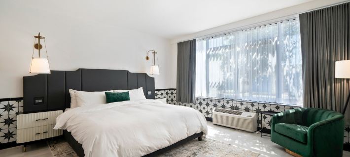 Casablanca Inn Hotele w: San Clemente