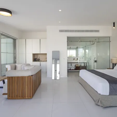 Ray Hotel Corfu Отели рядом с достопримечательностью «Автовокзал»