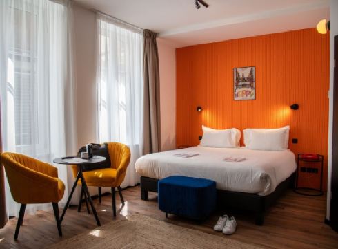 ClapClap Hôtel, Food & Bar