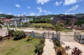 5 Bed Villa Sleeps 14 - Private Pool - Smart TVs