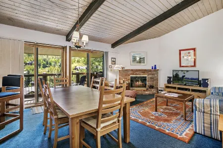 Woodbridge Condos by Snowmass Vacations Отели рядом с достопримечательностью «Аспен Сноумасс Ски Резорт»