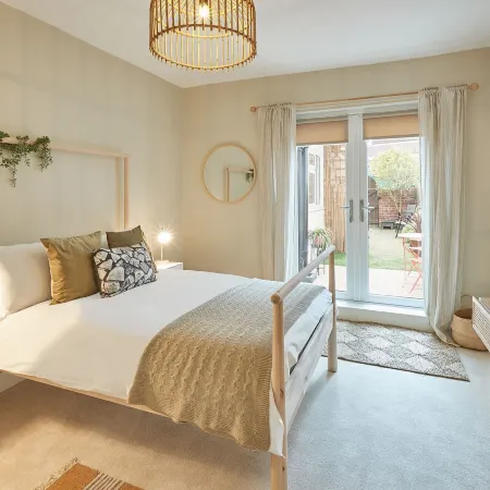 Host & Stay - Retreat by the Sea