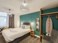 Deluxe Studio Apartments Hotels in Derby