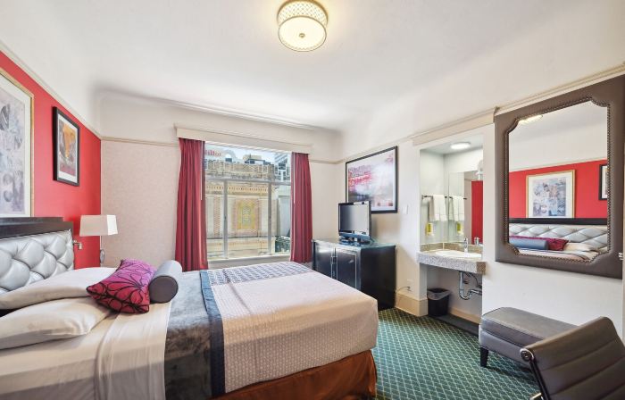 Union Square Plaza Hotel