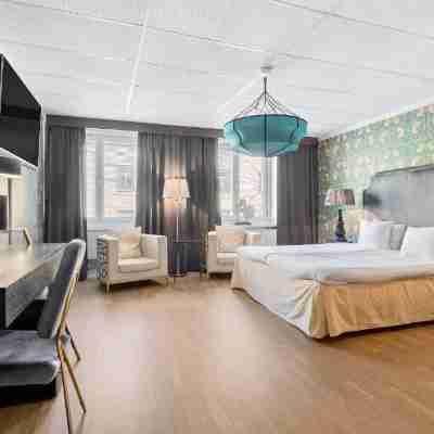 Centric Hotel Rooms
