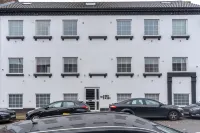 Birmingham Apt-Sleeps 4-Walk to City Centre-Pets