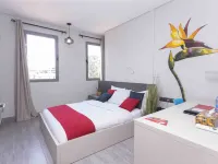Urbano Hotel Hotels near Labone