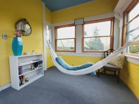 The Kings Throne Inn and Guest House Отели в г. Толедо