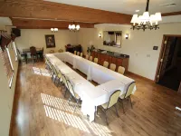 Town & Country Inn and Suites Hotels in Quincy