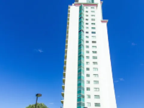 The Waterford on Main Beach Hotels in Main Beach