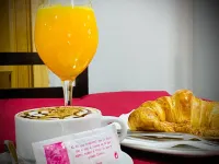 Hostal Valdepeñas by Bossh Hotels - sarapan