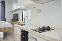 Stunning Studio Apartment at Sky House BSD