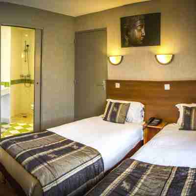 Brit Hotel Confort Azur Cholet Nord Rooms
