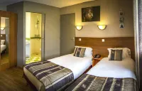 Brit Hotel Azur Hotels in Sevremoine