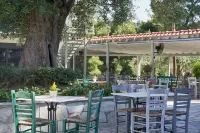 Mirabilia Boutique Hotel - breakfast