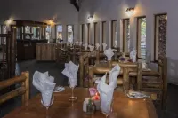 Tautona Lodge - breakfast