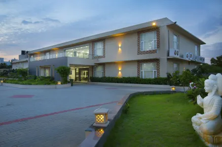 Landmark Pallavaa Beach Resorts Mahabalipuram Отели в г. Вада Неммели