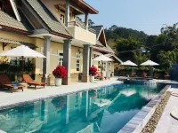 Zen Valley Dalat - Rooftop Pools