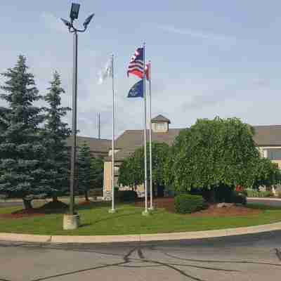 Baymont by Wyndham Belleville Airport Area Hotel Exterior