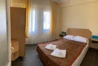 Palm Club Apart Otel Hotel di Bayraklidede Mahallesi