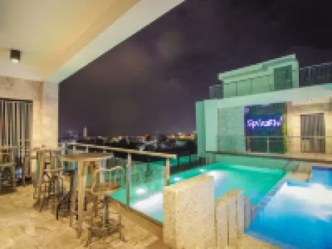 ホテル XYZ タクロバンのホテル