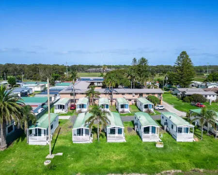 レイクサイド イン イラワラ シェルハーバーのホテル