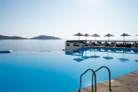 Aquila Elounda Village Resort, Suites & Spa - de playa